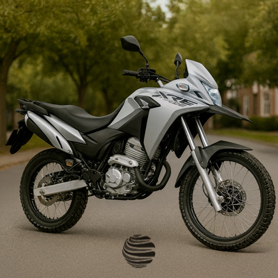 Versatilidade e robustez definem a Honda XRE como referência entre as trails no Brasil! Honda XRE